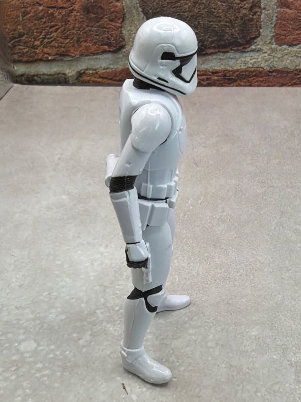 Star Wars Stormtrooper Action Figure 4.5" White Black Plastic Collectible Toy - Picture 4 of 6